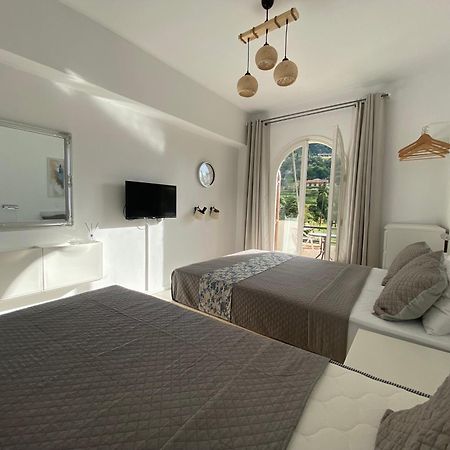 Navy Apartment With Mountain View &Private Parking Vátos Buitenkant foto